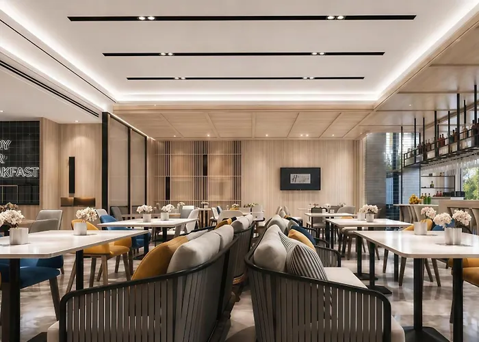 Express & Sukhumvit Asoke By Ihg Hotel